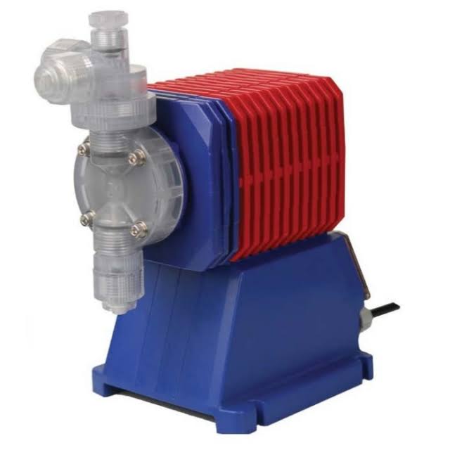 EHE31E1-VC Walchem EHE Series Metering Pump 5.5GPH 150psig PVC